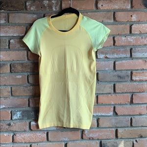 Lululemon run Swiftly short sleeve